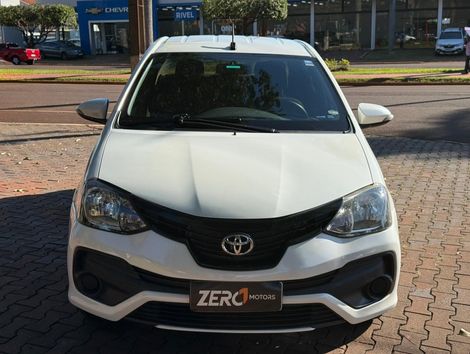 Toyota ETIOS X Plus Sedan 1.5 Flex 16V 4p Aut.