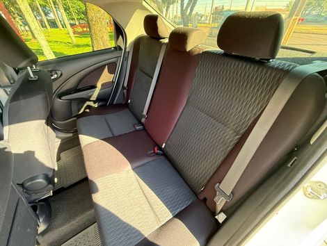 Toyota ETIOS X Plus Sedan 1.5 Flex 16V 4p Aut.