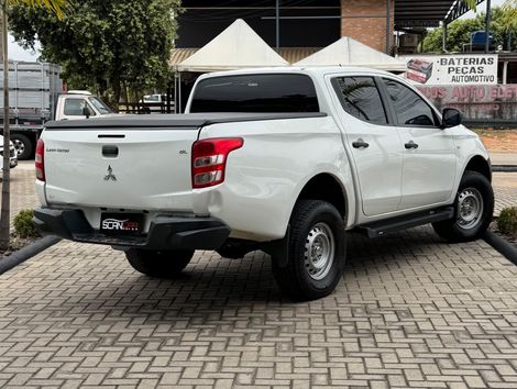 Mitsubishi MMC/L200 TRITON 2.4 SPO GL