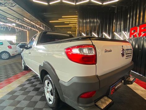 Fiat Strada Working HARD 1.4 Fire Flex 8V CS