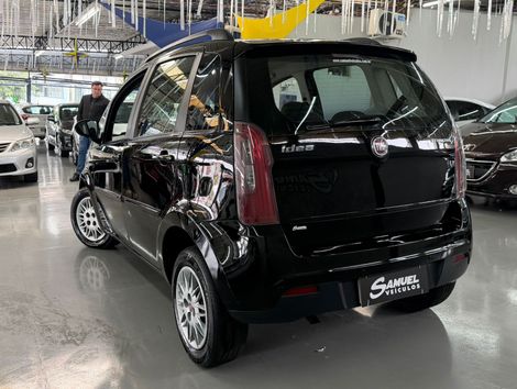 Fiat Idea ATTRACTIVE 1.4 Fire Flex 8V 5p