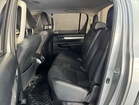 Toyota Hilux CD SRX 4x4 2.8 TDI 16V Diesel Aut.