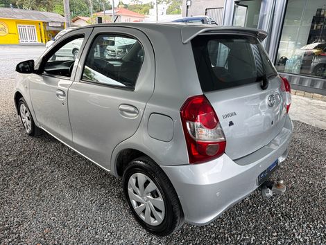 Toyota ETIOS XS 1.5 Flex 16V 5p Mec.
