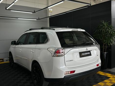 Mitsubishi OUTLANDER 3.0/ GT 3.0 V6 Aut.