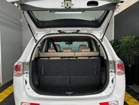 Mitsubishi OUTLANDER 3.0/ GT 3.0 V6 Aut.