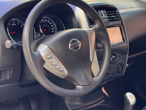 Nissan VERSA SV 1.6 16V FlexStart 4p Mec.