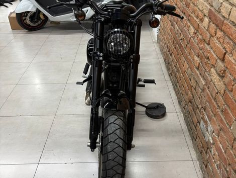 Harley XL 1200 CX ROADSTER