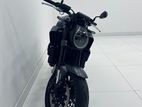 HONDA CB 650R E-Clutch