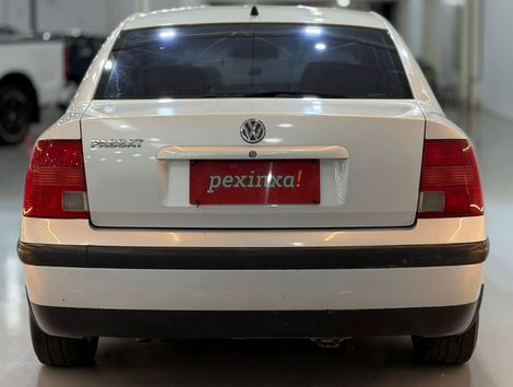 VolksWagen Passat Turbo 1.8 Tiptronic