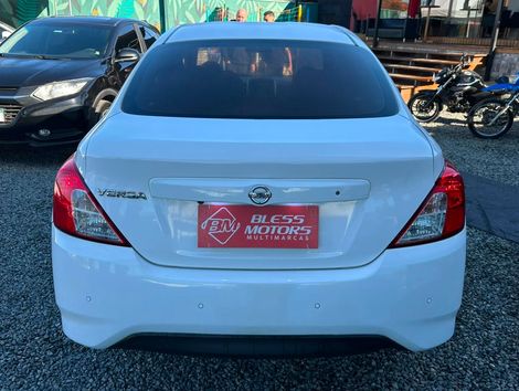Nissan VERSA 1.0 12V FlexStart 4p Mec.