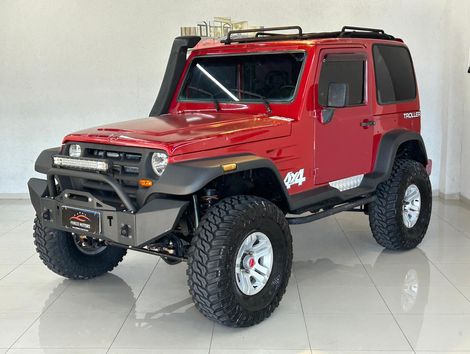 Troller T-4 4x4 3.0 TB Int. Cap. Rígida Diesel