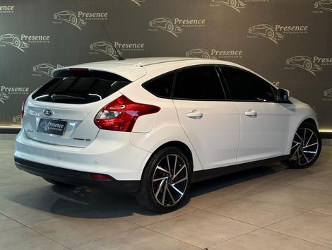 Ford Focus 2.0 16V/SE/SE Plus Flex 5p Aut.