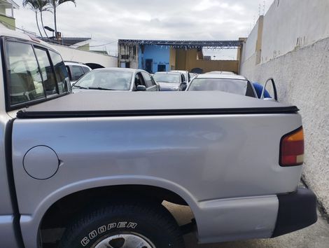Chevrolet S10 Pick-Up Std. 2.2 MPFI CD