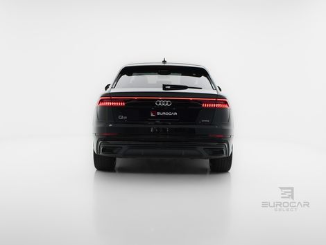 Audi Q8 Perfo. 3.0 TFSI Quattro S-tron/(Híb.)