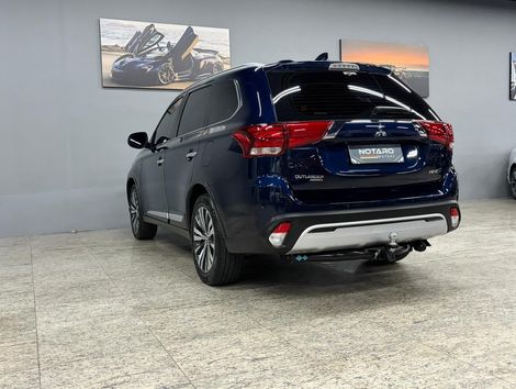 Mitsubishi OUTLANDER HPE-S 3.0 V6 4x4 5p Aut.