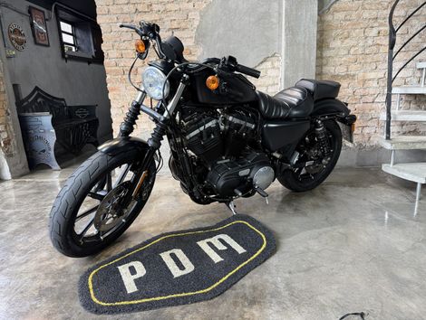 Harley XL 883N IRON