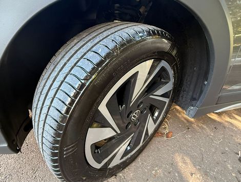 VolksWagen Nivus Highline 1.0 200 TSI Flex Aut.