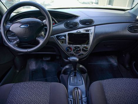 Ford Focus Sedan 2.0 16V/2.0 16V Flex 4p Aut.