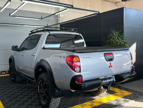 Mitsubishi L200 Triton HPE 3.5 CD V6 24V Flex Aut.