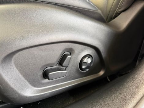 Jeep Commander Overland T270 1.3 TB Flex Aut.