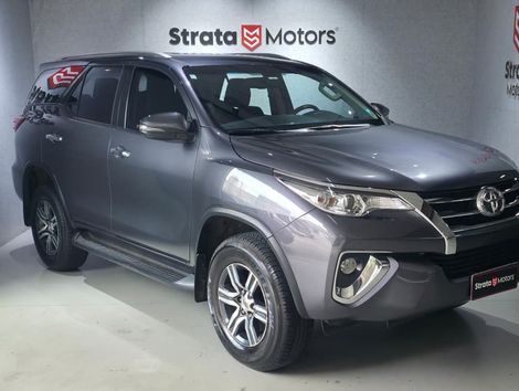 Toyota Hilux SW4 SRV 4x2 2.7 Flex 16V Aut.