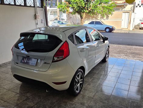 Ford Fiesta 1.5 16V Flex Mec. 5p