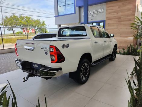 Toyota Hilux CD SRV 4x4 2.8 TDI Diesel Aut.