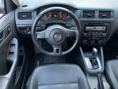 VolksWagen JETTA Comfortline 2.0 T.Flex 8V 4p Tipt.