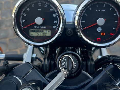 Royal Enfield Interceptor 650 Custom 