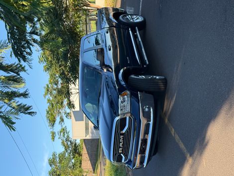 RAM CLASSIC LARAMIE 5.7 CD V8 4X4 Aut.