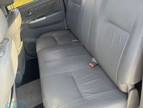Toyota Hilux CD SRV D4-D 4x4 3.0 TDI Diesel Aut