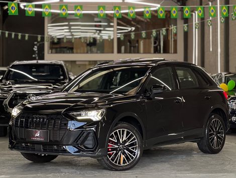 Audi Q3 Perf. Black 2.0 TFSI Tiptr. Quattro