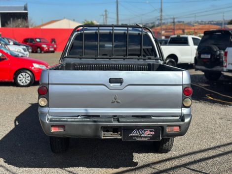Mitsubishi L200 GL 2.5 4X4 CD Diesel