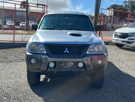 Mitsubishi L200 GL 2.5 4X4 CD Diesel