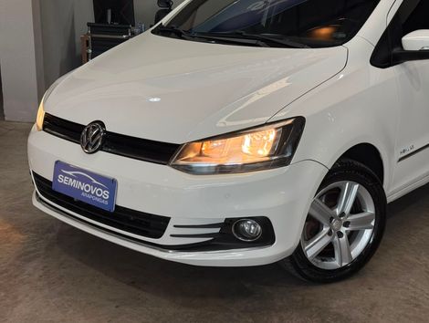 VolksWagen Fox Highline1.6 Flex 16V 5p