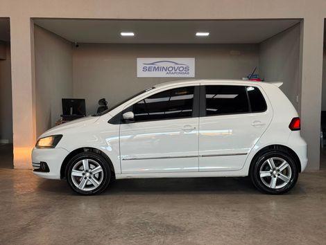 VolksWagen Fox Highline1.6 Flex 16V 5p