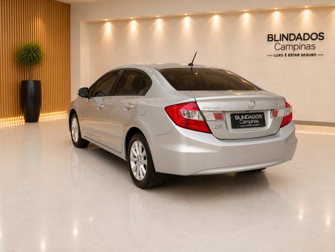 Honda Civic Sedan LXR 2.0 Flexone 16V Aut. 4p