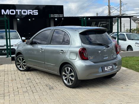 Nissan MARCH SL 1.6 16V Flex Fuel 5p