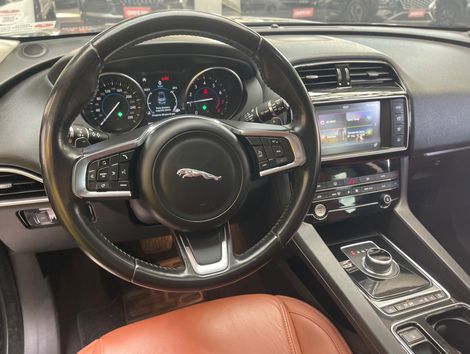 Jaguar F-Pace 2.0 Prestige 250cv Aut.