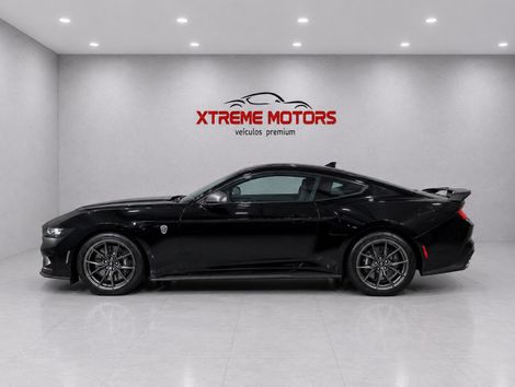 Ford Mustang Dark Horse 5.0 V8 Aut.