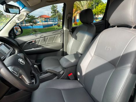 Toyota Hilux CD SRV D4-D 4x4 3.0 TDI Diesel Aut