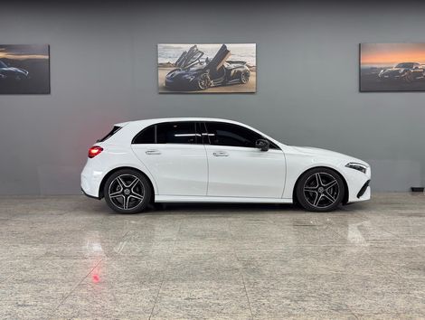 Mercedes A 200 AMG Line 1.3 TB Aut. (Híbrido)