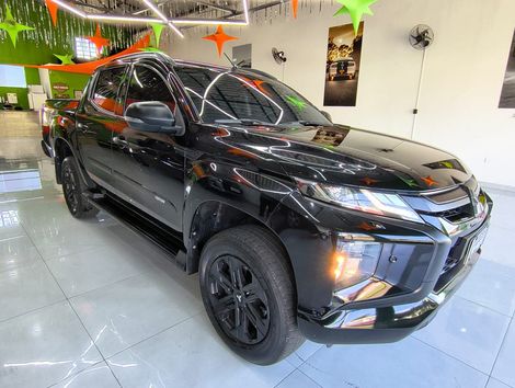 Mitsubishi L200 Triton Sport HPE-S 2.4 CD Dies. Aut