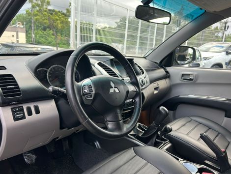 Mitsubishi L200 Triton HPE 3.2 CD TB Int.Diesel Mec