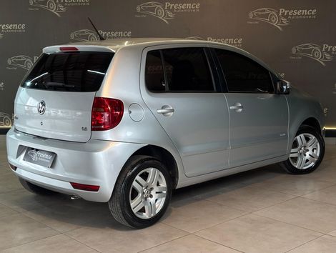 VolksWagen Fox 1.6 Mi Total Flex 8V 5p