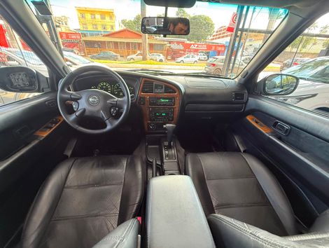 Nissan Pathfinder SE Luxo 3.5 V6 24V 243cv