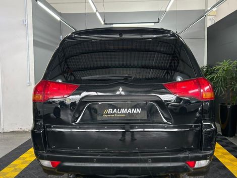 Mitsubishi Pajero DAKAR 3.2 4x4 T.I. Dies. 5p Aut.