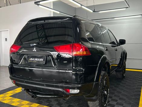 Mitsubishi Pajero DAKAR 3.2 4x4 T.I. Dies. 5p Aut.