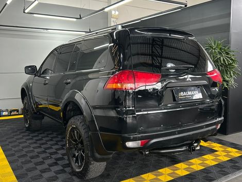 Mitsubishi Pajero DAKAR 3.2 4x4 T.I. Dies. 5p Aut.