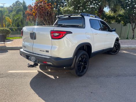 Fiat Toro Volcano 1.3 T270 4x2 Flex Aut.